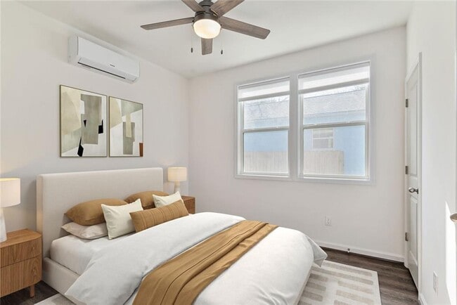 Building Photo - 1060 Grant Way SE