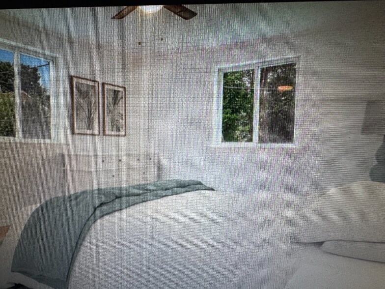 Building Photo - 9 Endicott St