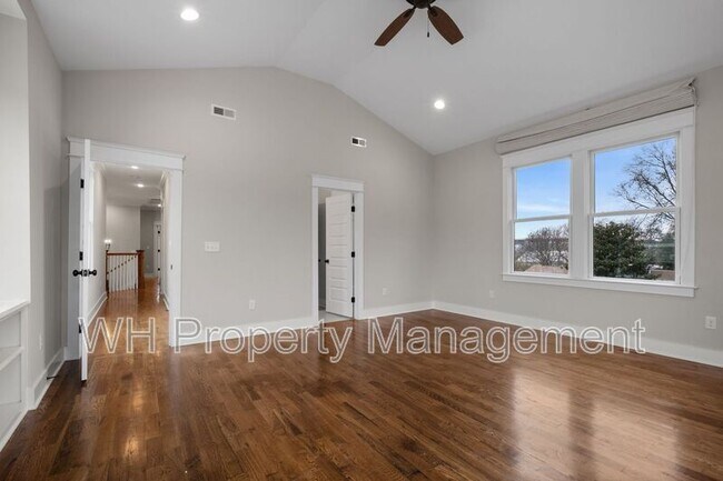 Building Photo - 311B 54th Ave N