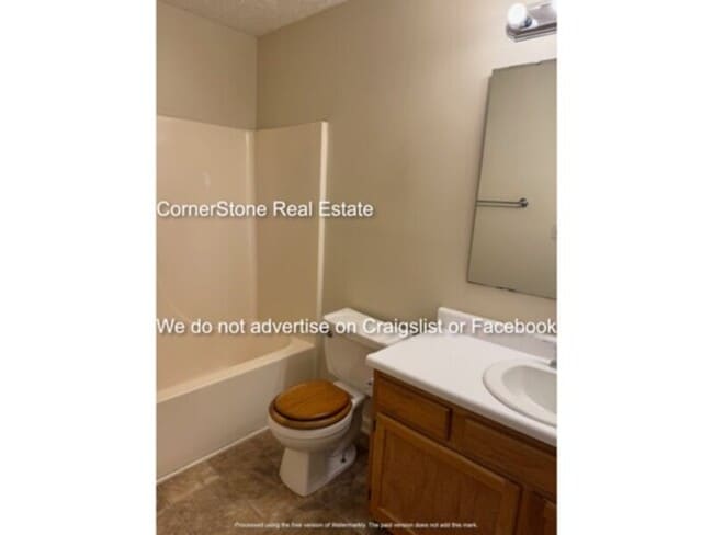 Building Photo - 422 Murray Fork Dr