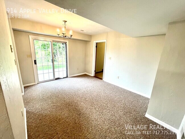 Building Photo - 914 Apple Valley Dr