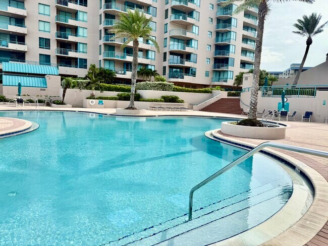 Building Photo - 1540 Gulf Blvd