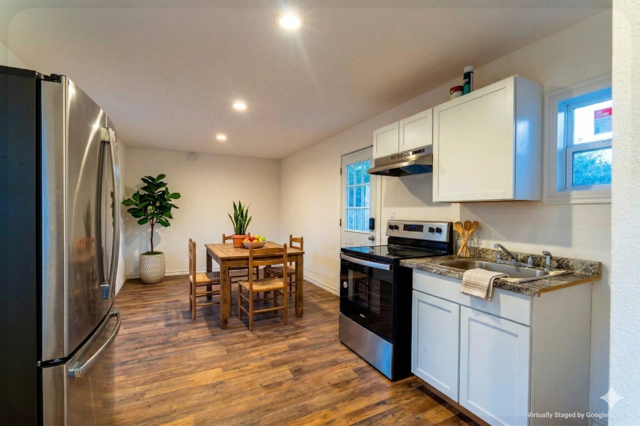 Building Photo - 1315 Whitley Dr