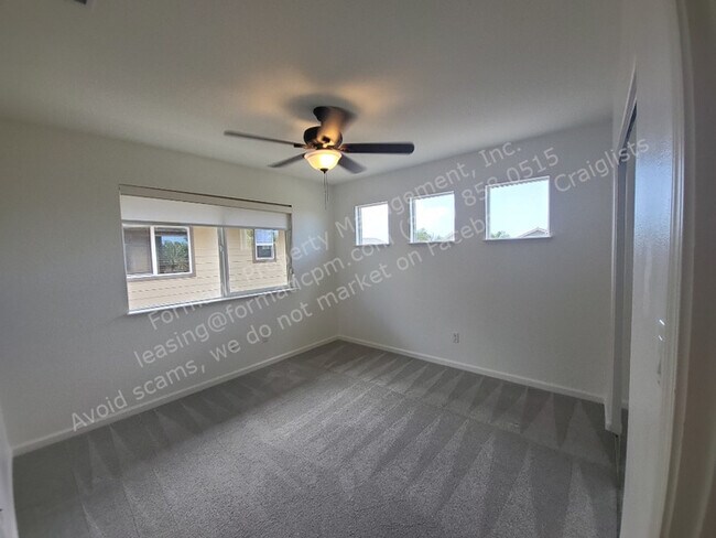 Building Photo - Elegant 4-Bedroom Home with Loft in Presti...