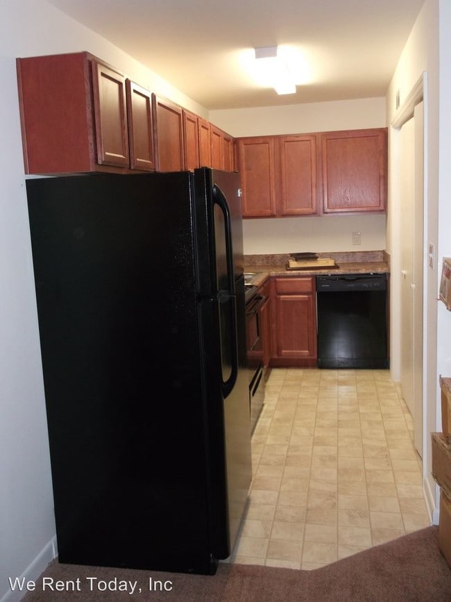 Building Photo - 2827 N Ohenry Blvd