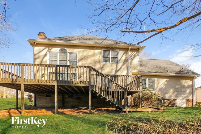 Building Photo - 1363 Mistletoe Ridge Pl NW