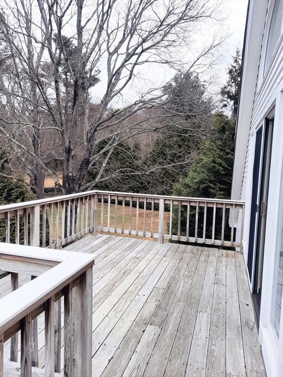 Building Photo - 715 Main St