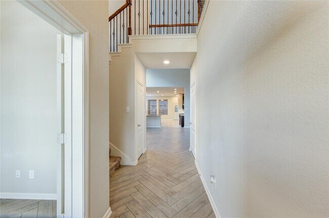 Building Photo - 16846 Olympic National Dr