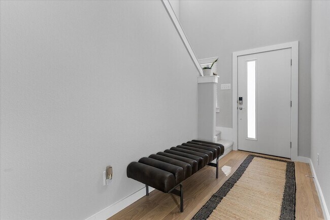 Building Photo - 608 Cottage Wood Dr