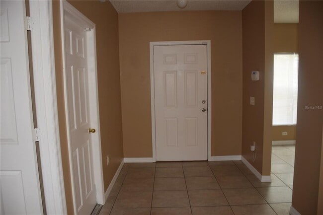 Building Photo - 322 Baccarat Ct