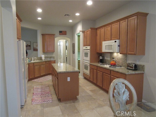 Building Photo - 40461 Camino Montecito