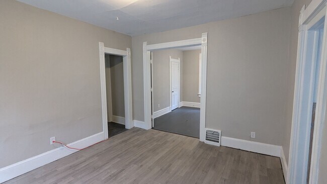 Building Photo - Atlas Investment Group, LLC (569 Allyn St ...