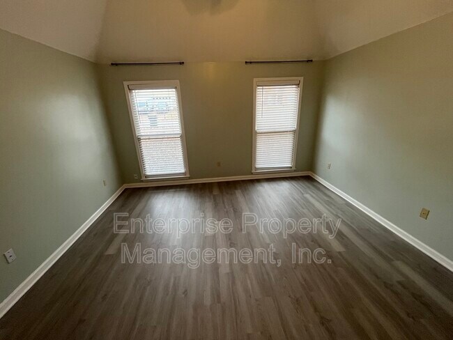 Building Photo - 158 Doris Meadow Cove