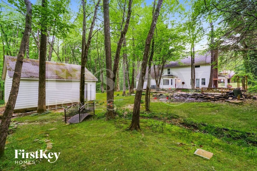 Building Photo - 3380 Bluebridge Ln