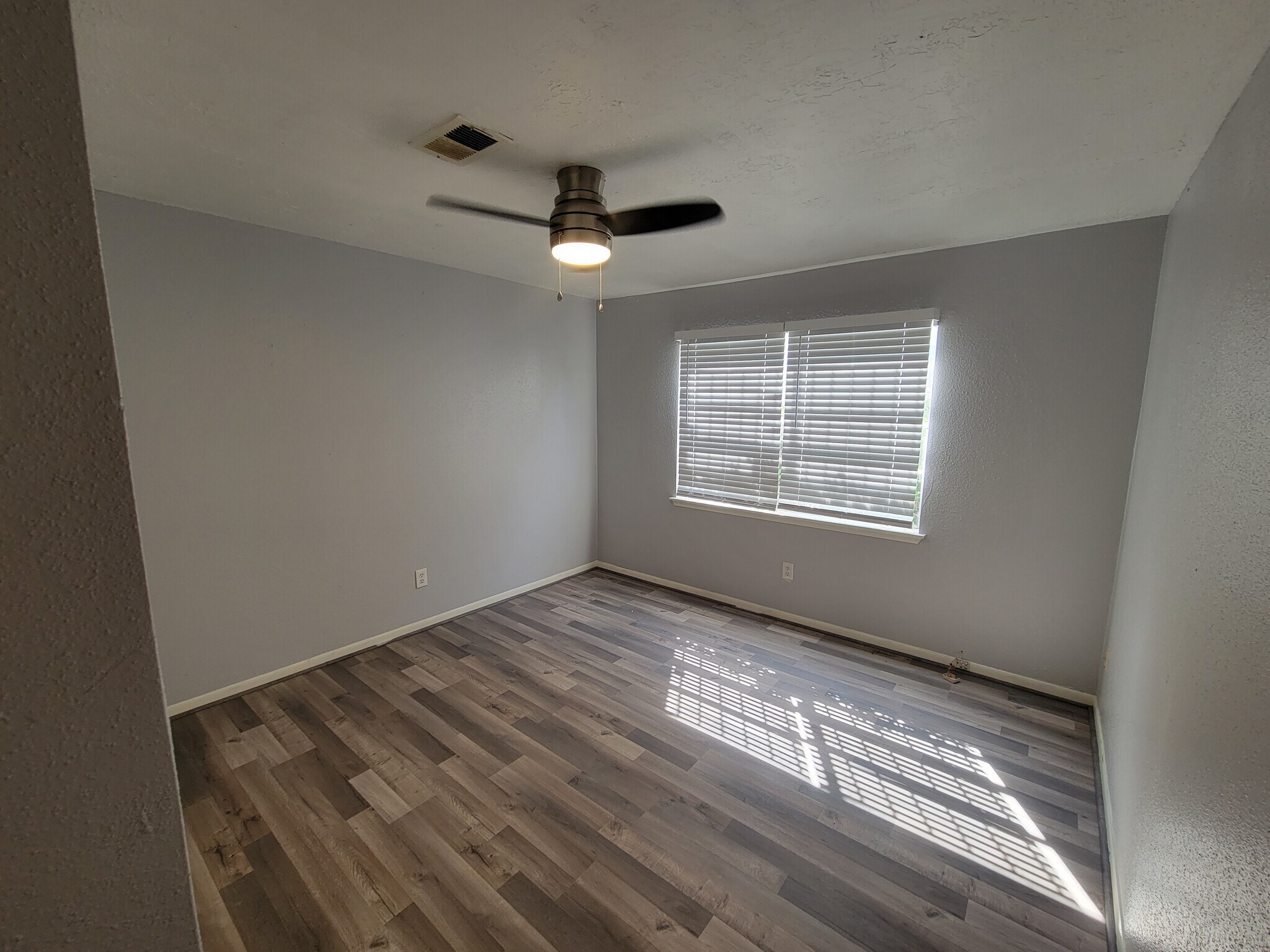 Secondary bedroom - 12247 W Village Dr