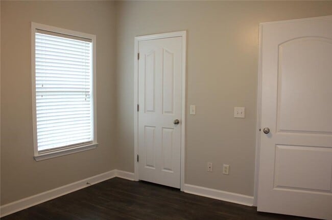 Building Photo - Cotton Creek Subdivision!