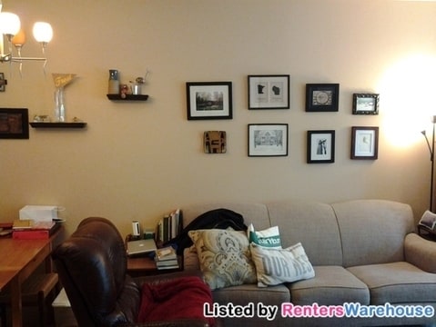 Building Photo - 15644 Garrett Dr