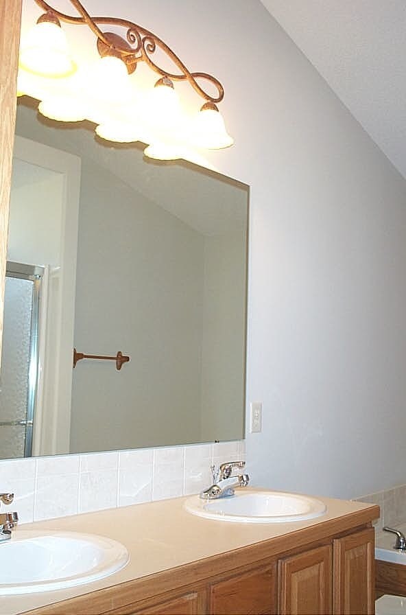 Building Photo - Coming Soon!... Large North Derby Beautiful Ranch Home in Stone Creek
