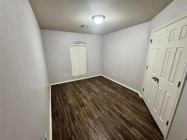 Building Photo - 12337 SW 6th St