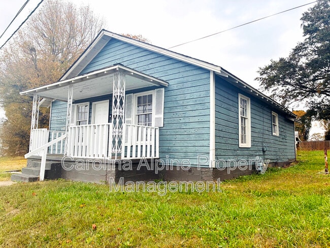 Building Photo - 208 Royster Ave