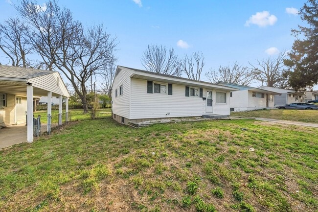 Building Photo - 133 Perthshire Rd