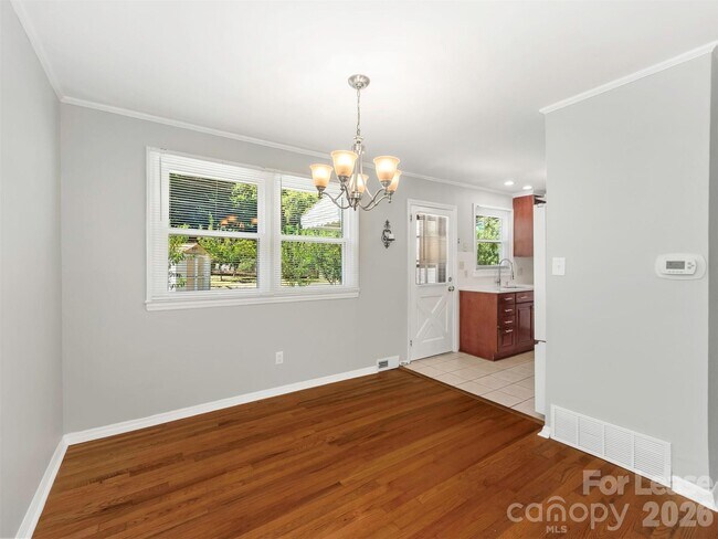 Building Photo - 5208 Furman Pl