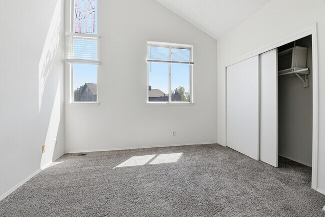 Building Photo - 5041 Garrison St