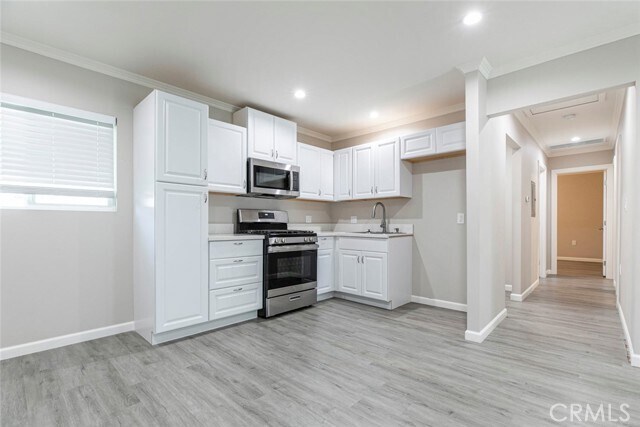 Building Photo - 6545 Coldwater Canyon Ave