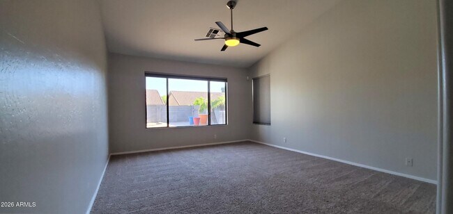 Building Photo - 4117 W Menadota Dr