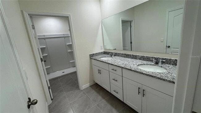 Building Photo - 1446 Isleta Lp