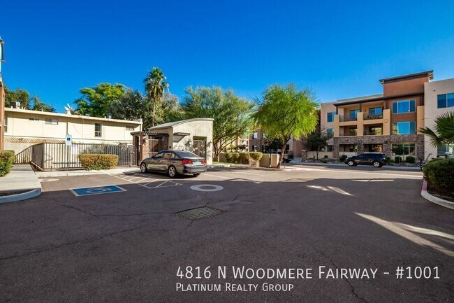 Building Photo - 4816 N Woodmere Fairway