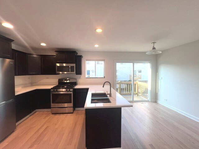 Building Photo - 1716 Windward Dr