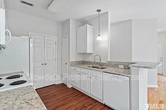 Building Photo - 3313 Kudrow Ln