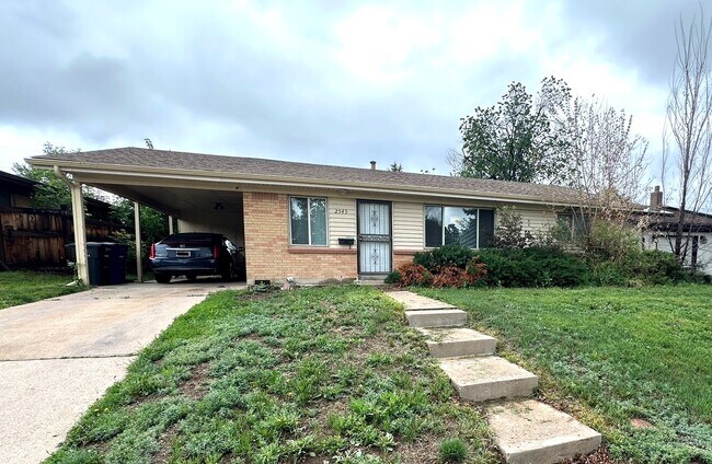 Primary Photo - 2545 S Patton Ct