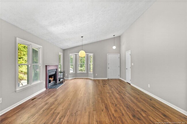 Building Photo - 3294 Florida Dr