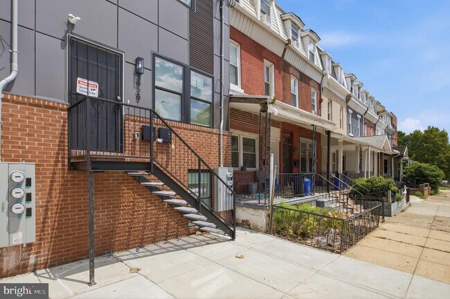 Building Photo - 3931 Fairmount Ave