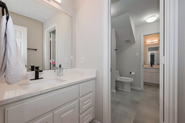 Building Photo - 66 Marquise Oaks Pl