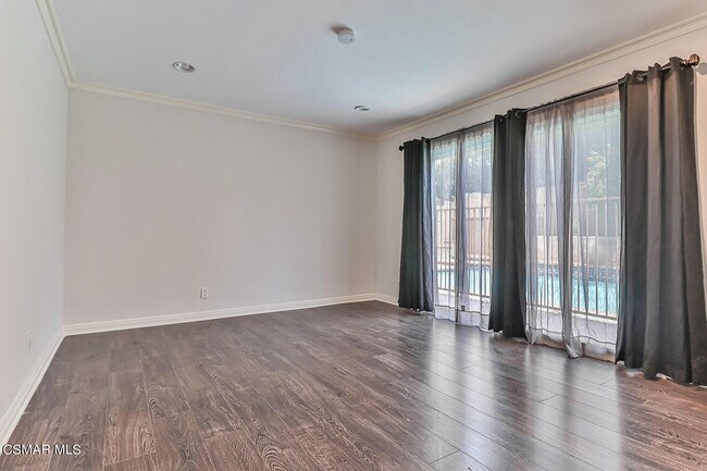 Building Photo - 19051 Los Alimos St