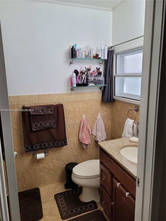 Building Photo - 4919 SW 139th Ct