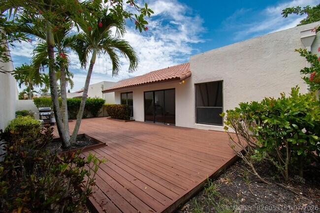 Building Photo - 21440 Campo Allegro Dr