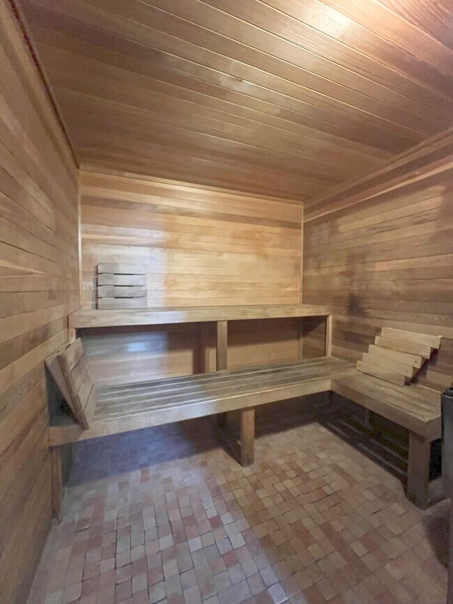 Building Photo - Southwest Rustic Charmet