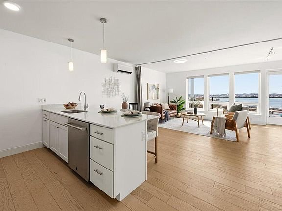 Building Photo - 218 Washington Ave