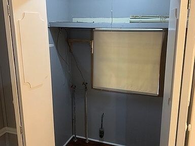 Building Photo - 960 Sarver St