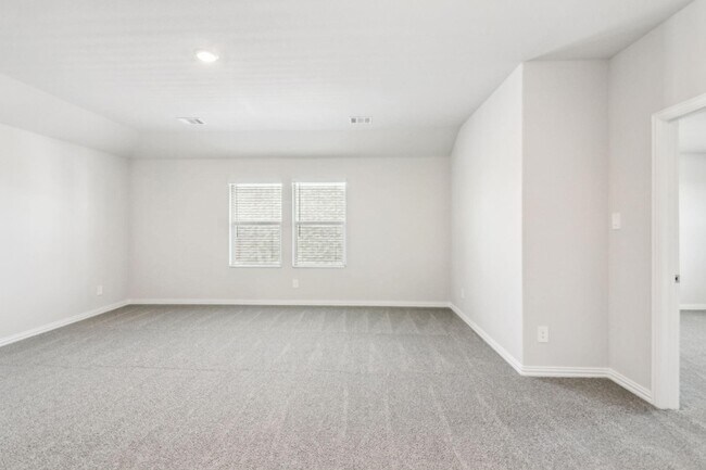 Building Photo - 709 Tidal Dr
