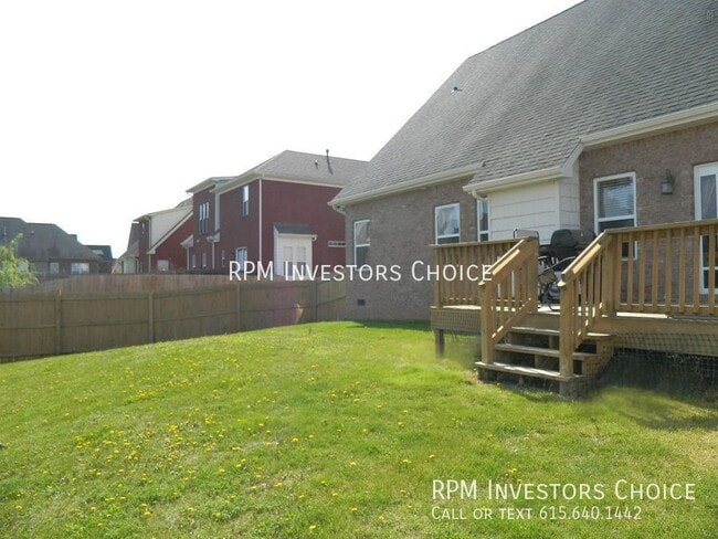 Building Photo - 1019 Stonehollow Way