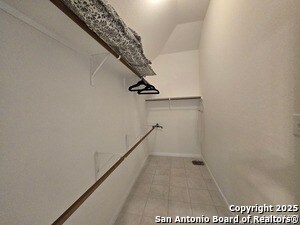 Building Photo - 835 Blue Violet