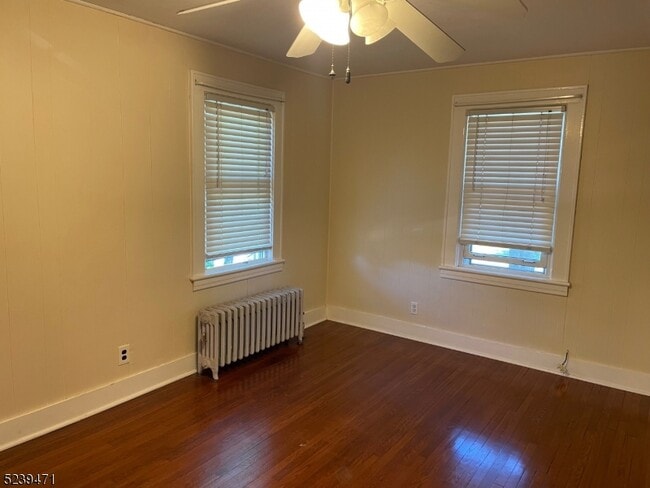 Building Photo - 184 N Bridge St