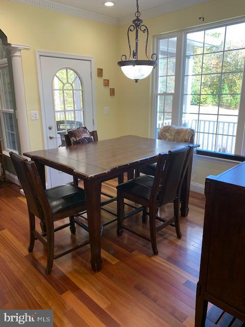 Building Photo - 24900 Fox Run Ln