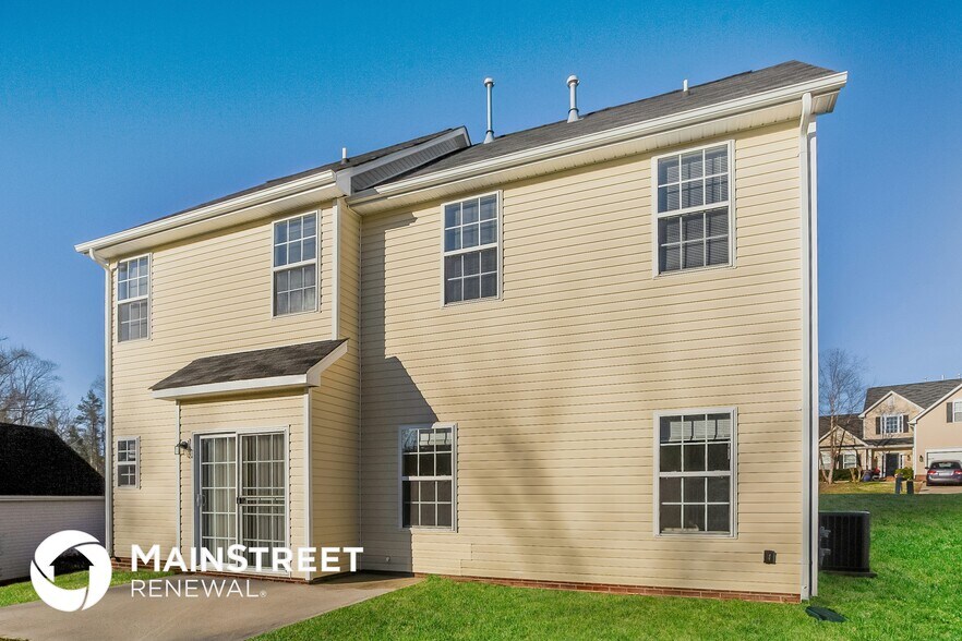 Building Photo - 5247 Ellie Court