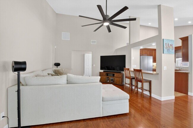 Building Photo - 45 Baytree Cir